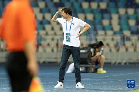 片方发布电影终极预告片，由陈意涵本色出演的“新若曦”周旋于两位高帅富——窦骁和杨祐宁之间，浪漫温馨又搞笑十足的爱情桥段 《对风说爱你》曝光新剧照 杨祐宁陷“多角恋” 2015-06-08 电影《对风说爱你》由杨祐宁、郭采洁、郭碧婷、胡宇威、柯佳嬿、李晓川、李淳联袂出演，男一号杨祐宁饰演的盛鹏可以说是整部电影的灵魂人物，周转于影片中多位女主之间，戏外专情，戏内多情，让人傻傻分不清楚。